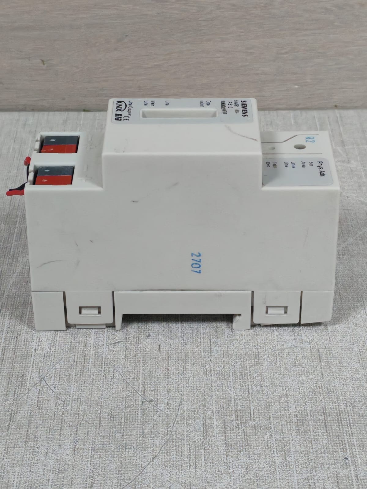 Siemens 5WG1 140-1AB13 SIEMENS 5WG1 140-1AB13 INSTABUS EIB LINE COUPLER 8