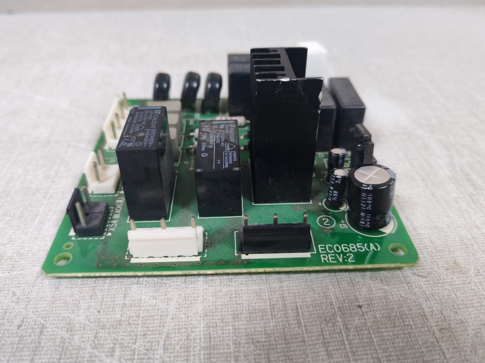Daikin EC0685 DAIKIN EC0685 A REV 2 / 27699010164-GR Power Board 5
