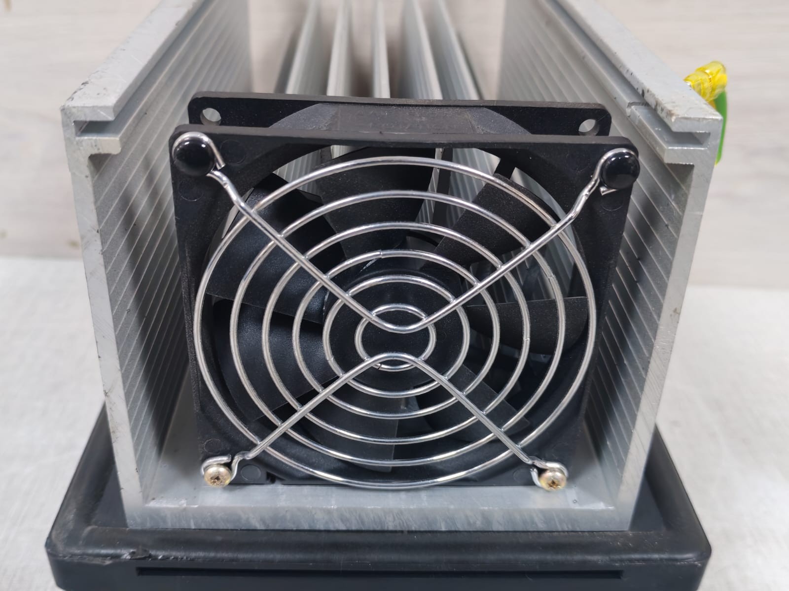Carel PSD0022400 CAREL PSD0022400 Rev.1.010 Power+ Inverter 380-480V 9