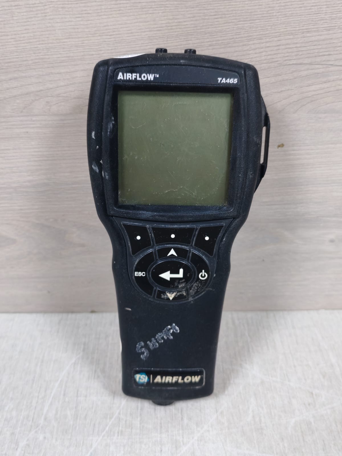 TSI TA465-P TSI Airflow Instruments TA465-P Multi-Function Ventilation-missing battery cover 4