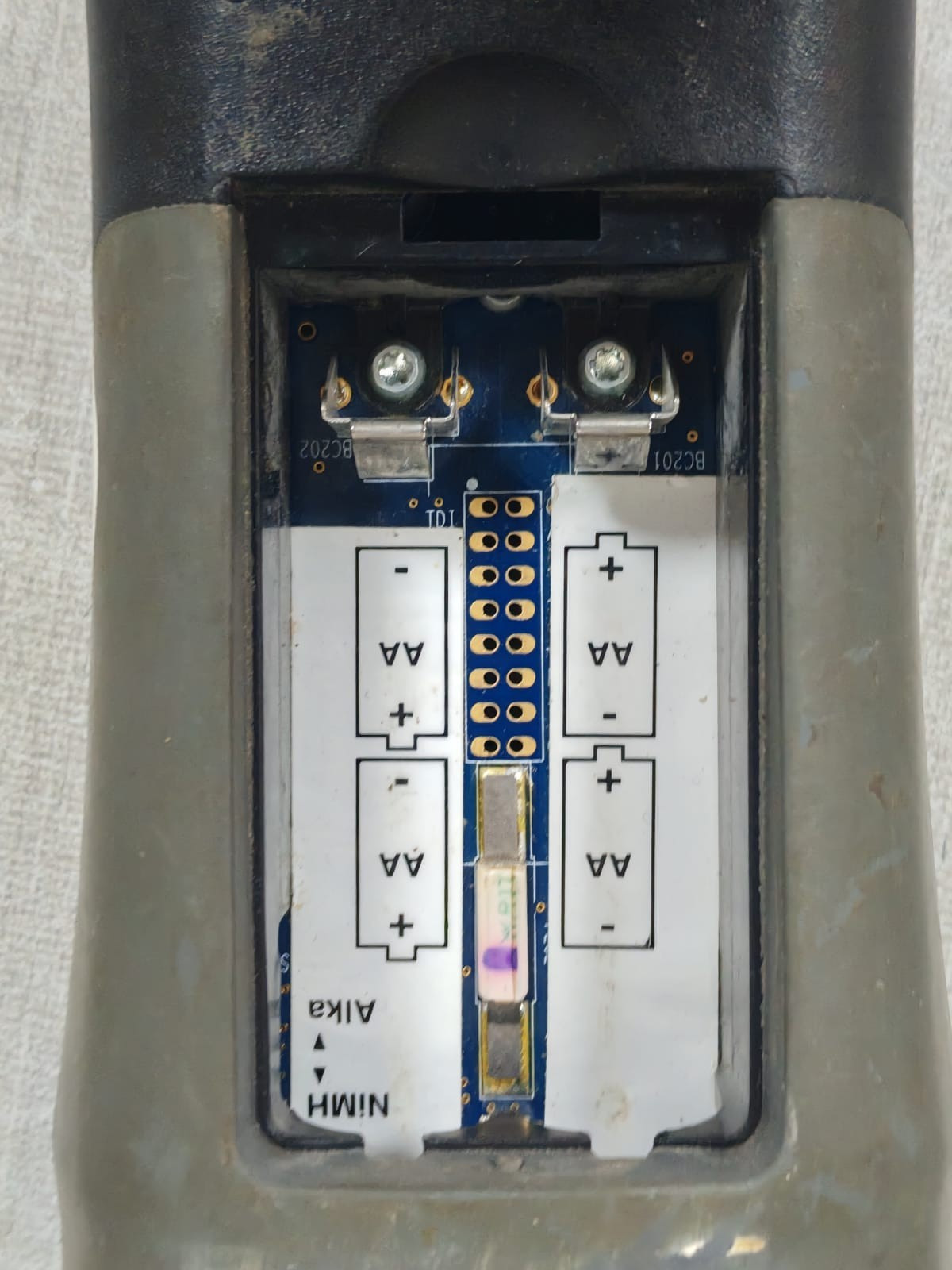 TSI TA465-P TSI Airflow Instruments TA465-P Multi-Function Ventilation-missing battery cover 6