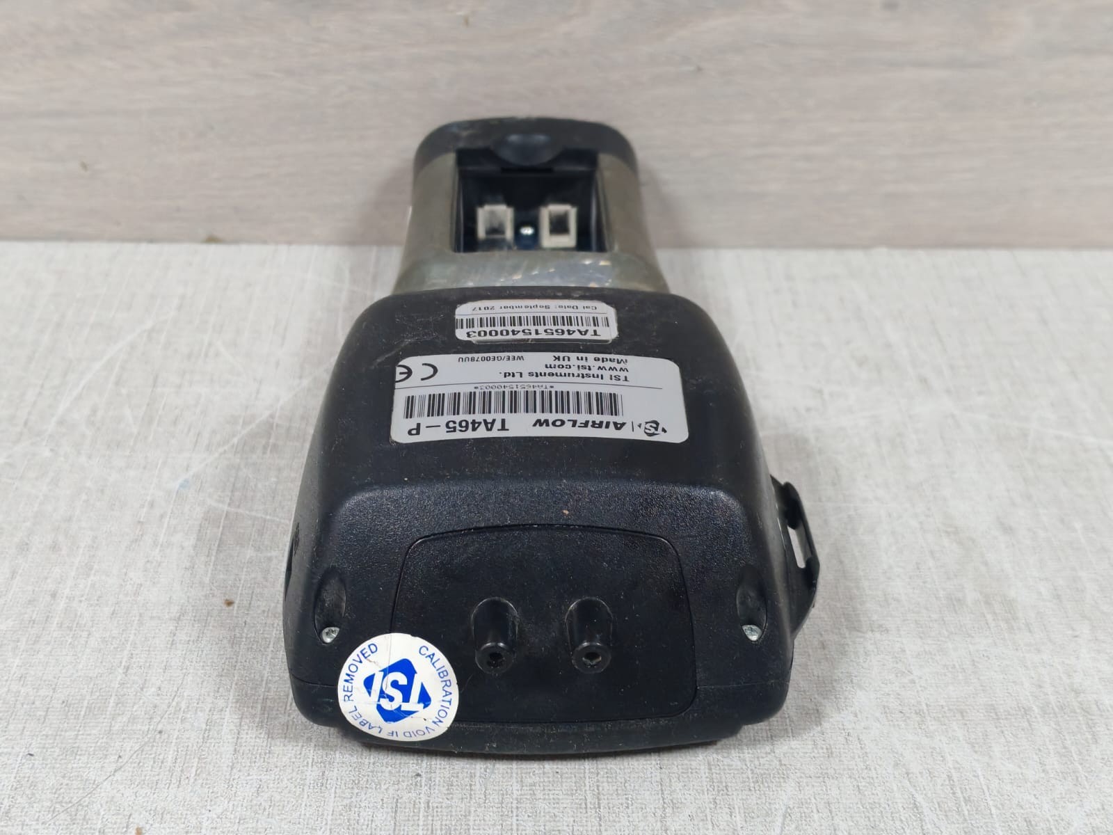 TSI TA465-P TSI Airflow Instruments TA465-P Multi-Function Ventilation-missing battery cover 8