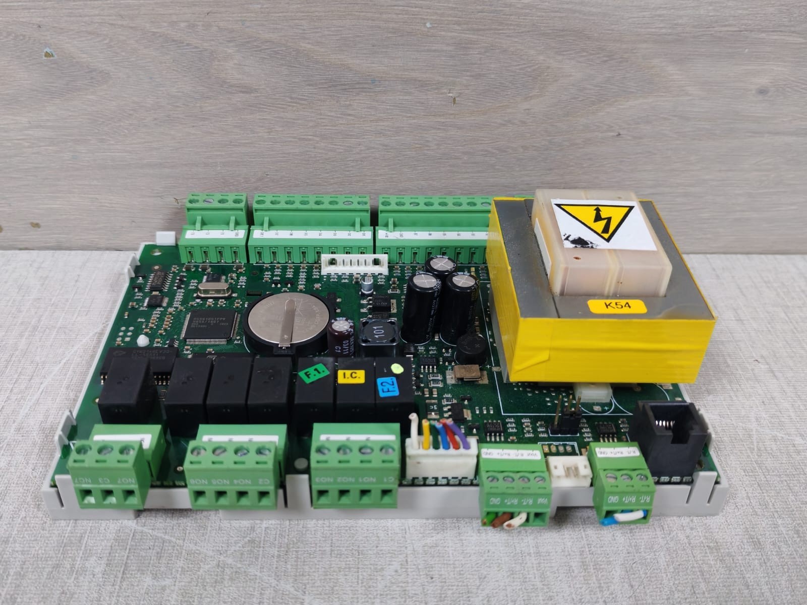 Carel UPCA001DS0 CAREL UPCA001DS0 Programmable Logic Controller 3