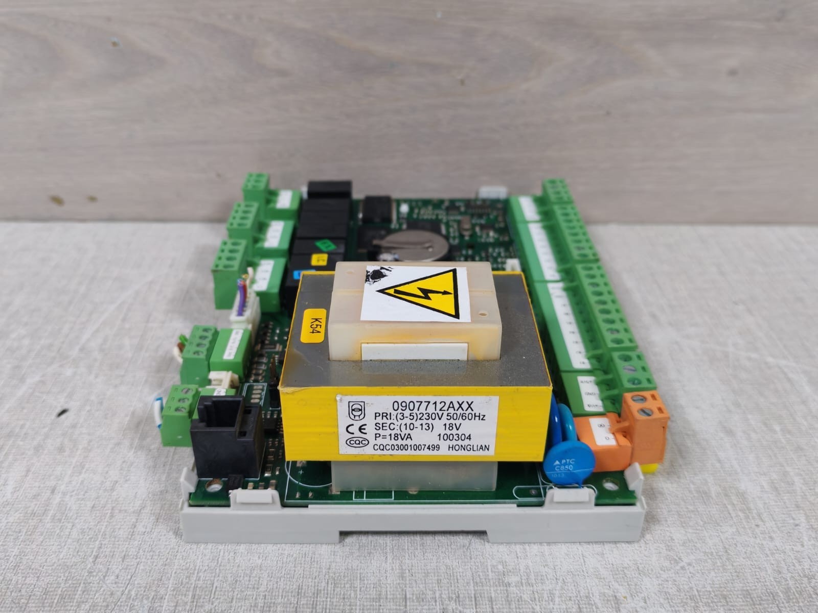 Carel UPCA001DS0 CAREL UPCA001DS0 Programmable Logic Controller 5