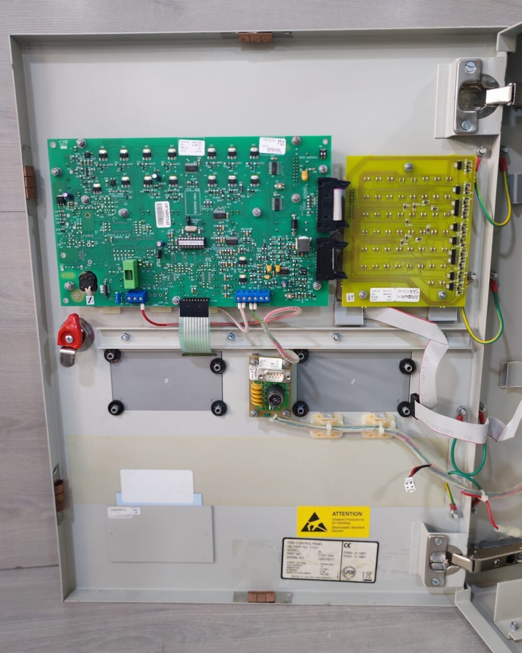 Ziton ZP3 ZITON ZP3 Fire Alarm Panel MB2C-230V-4L / 80803.205 WITH KEY 9