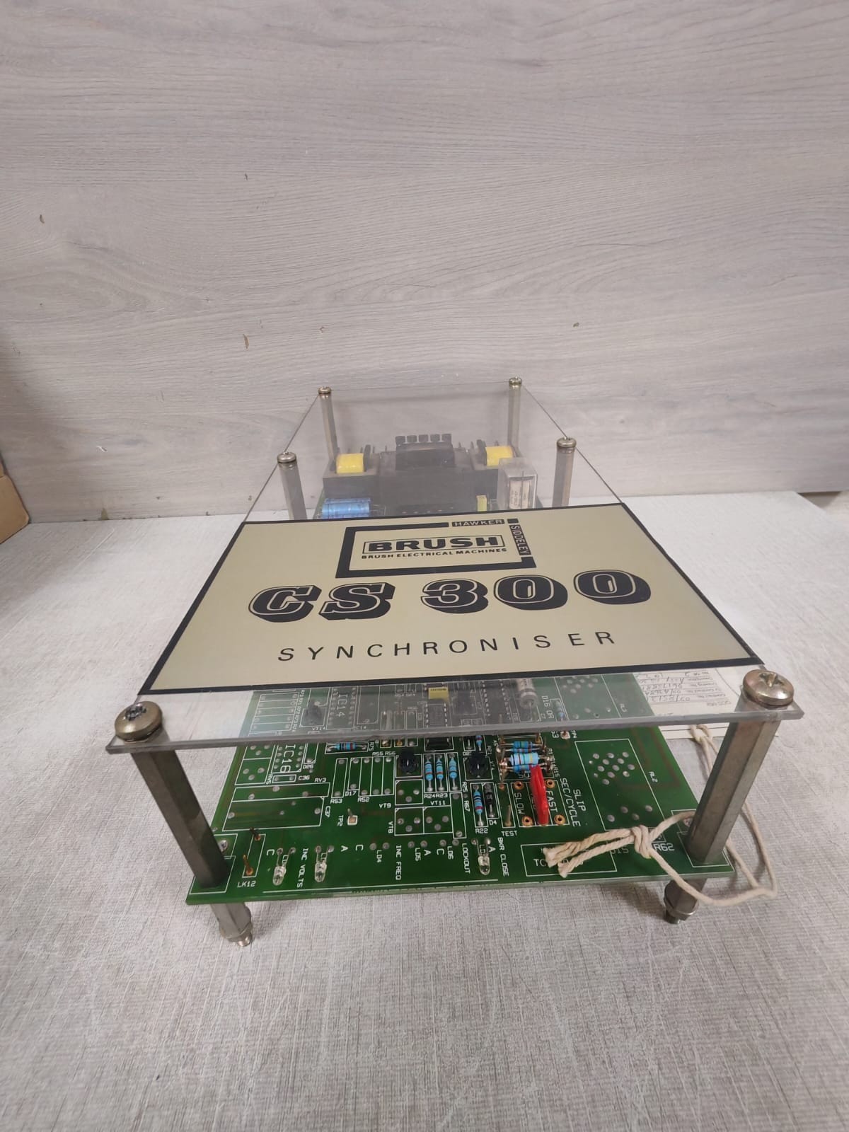BRUSH CS300 BRUSH ELECTRICAL MACHINES CS300 Synchroniser 8