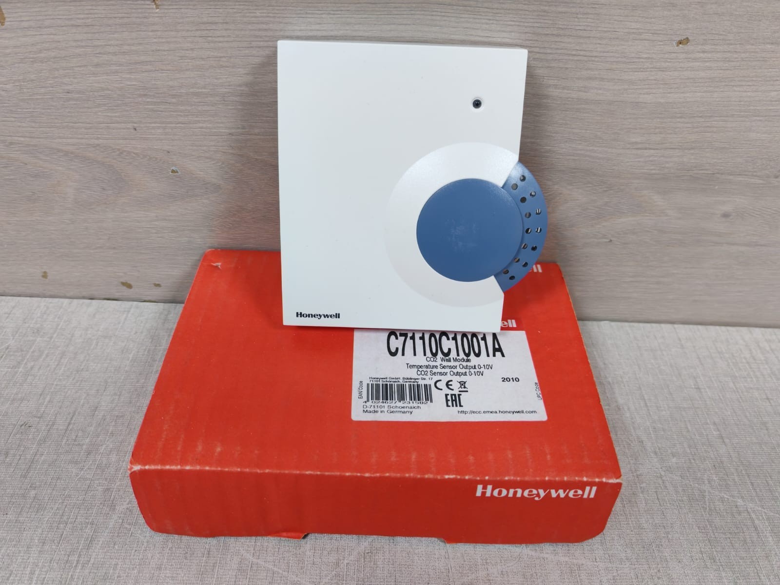 Honeywell C7110C1001A HONEYWELL C7110C1001A Wall Modules 2