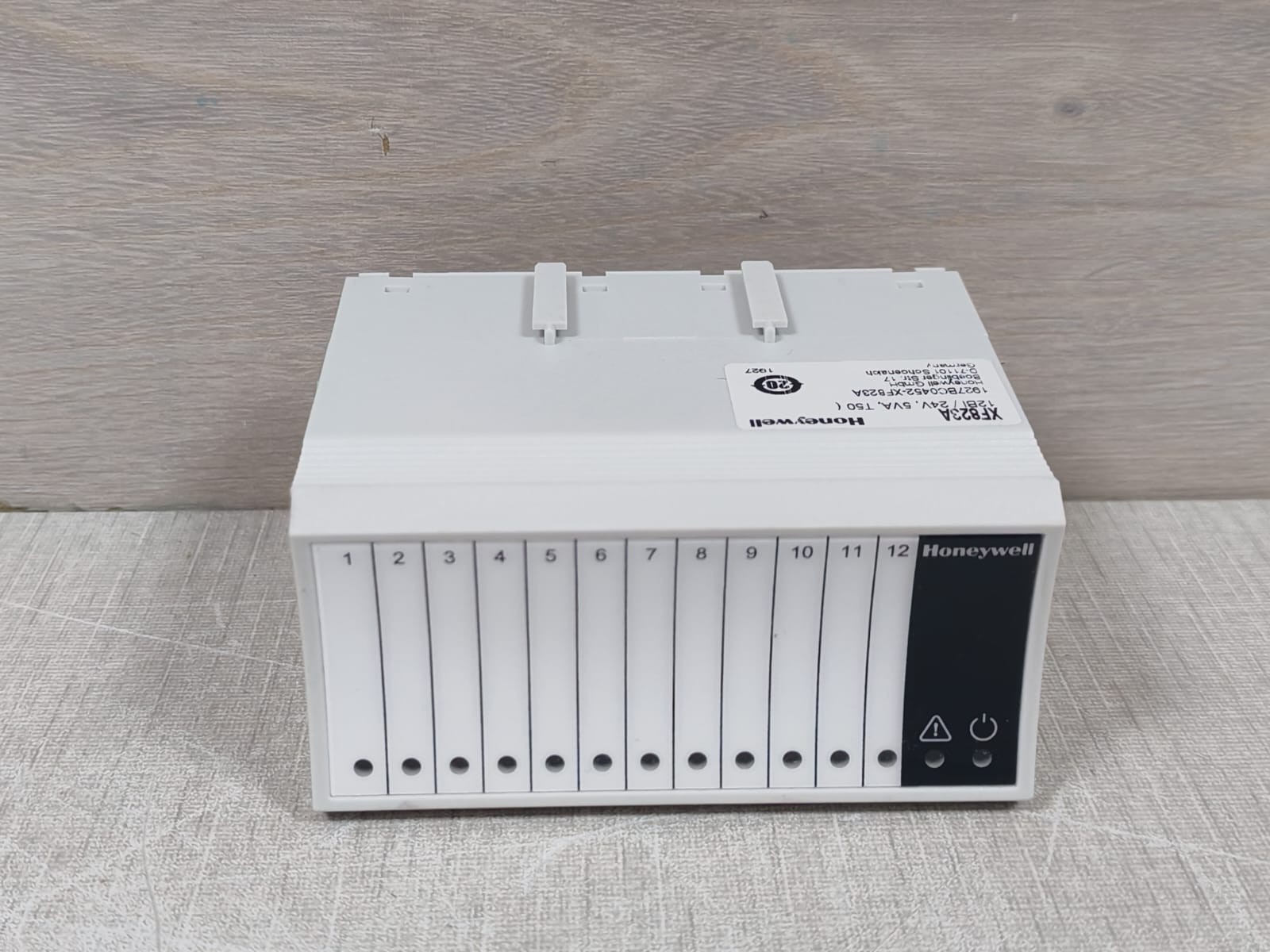 Honeywell XF823A HONEYWELL XF823A 12 Binary Input Module 2