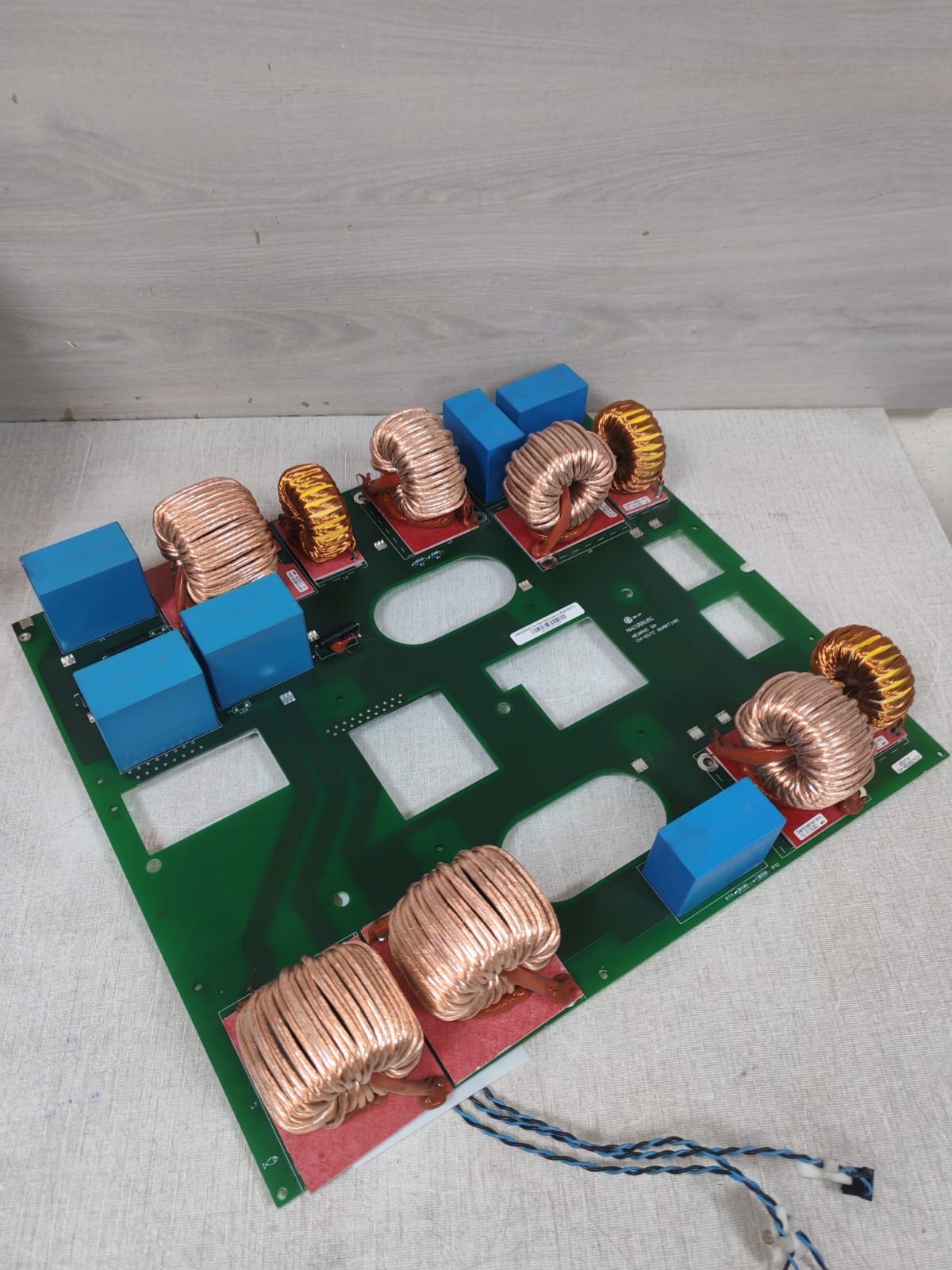 UNKNOWN NW20060G NW20060G NEWAVE SA CH-6572 QUARTINO CIRCUIT BOARD FROM ABB POWERSCALE 2