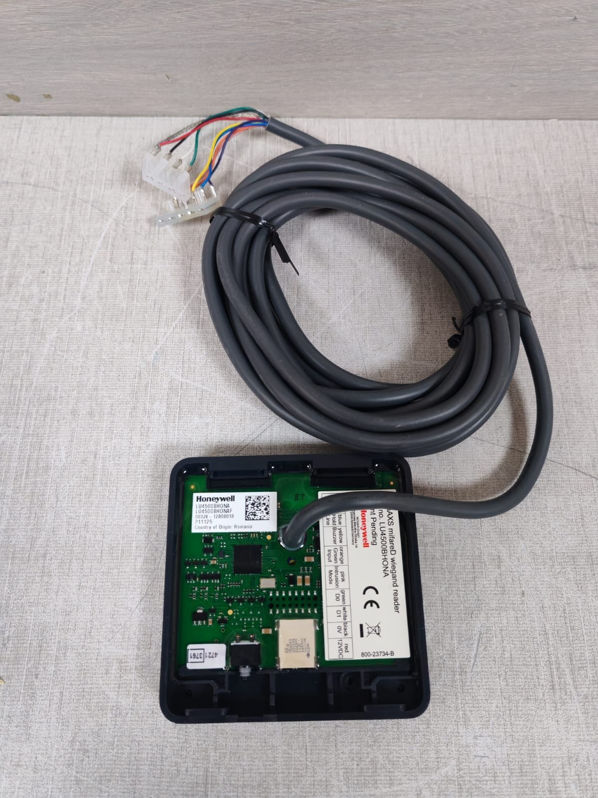 Honeywell LU4500BHONA HONEYWELL LU4500BHONA LUMINAXS MIFARED WIEGAND READER 4