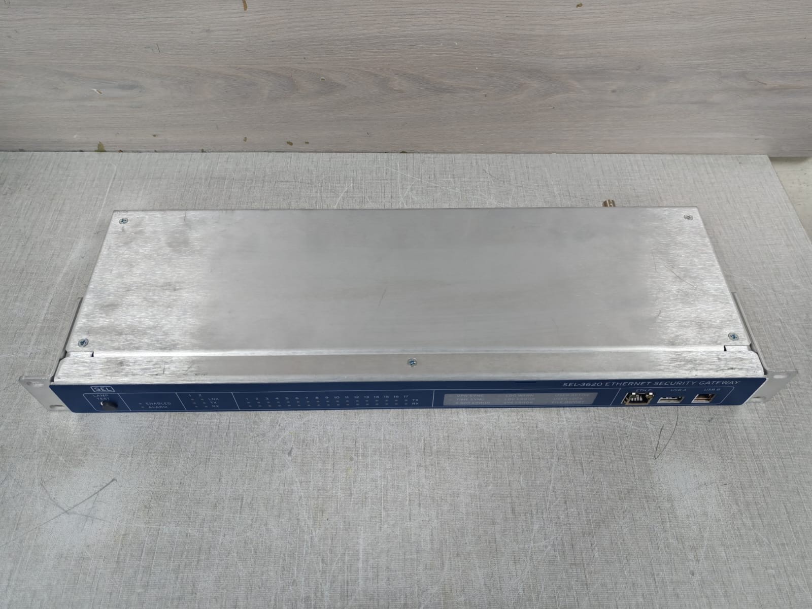 SEL SEL-3620 SEL-3620 3620XHA2XXX1 HW V2.0 ETHERNET SECURITY GATEWAY 120/240AC 9