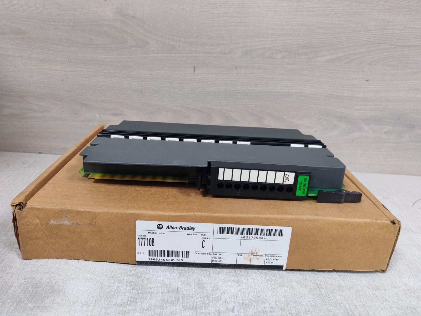 Rockwell Automation 1771-0B ALLEN BRADLEY 1771-0B SERIES C OUTPUT DRIVER MODULE 2