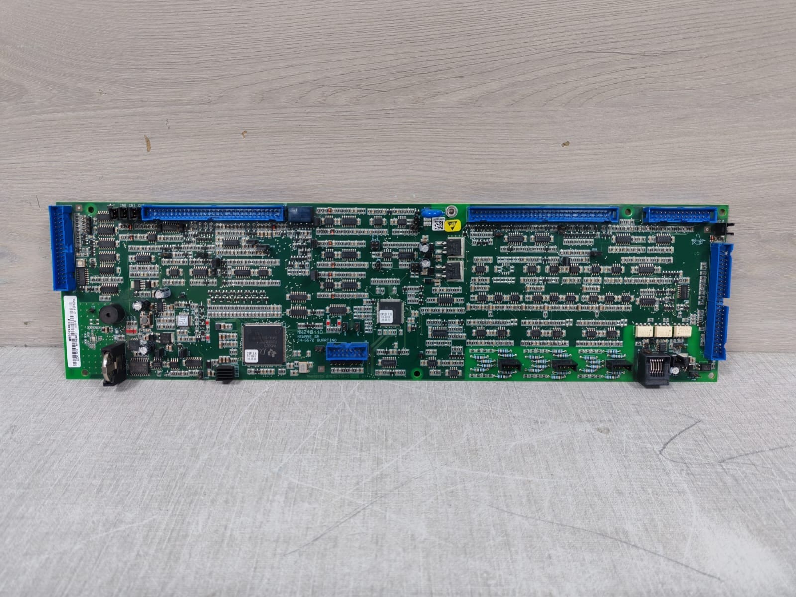 NW24011D NEWAVE SA CH-6572 QUARTINO PRINTED CIRCUIT BOARD FROM ABB POWERSCALE