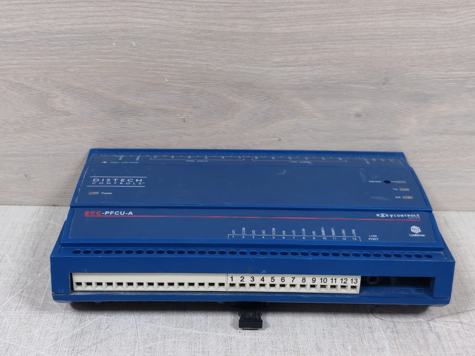 Distech Controls ECC-PFCU-A DISTECH CONTROLS ECC-PFCU-A Fan Coil Unit Controller 7