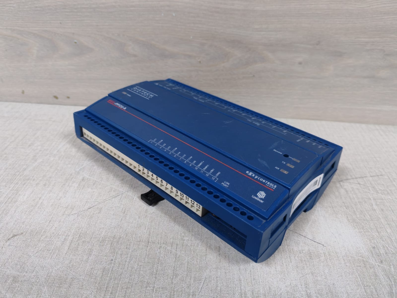 Distech Controls ECC-PFCU-A DISTECH CONTROLS ECC-PFCU-A Fan Coil Unit Controller 9