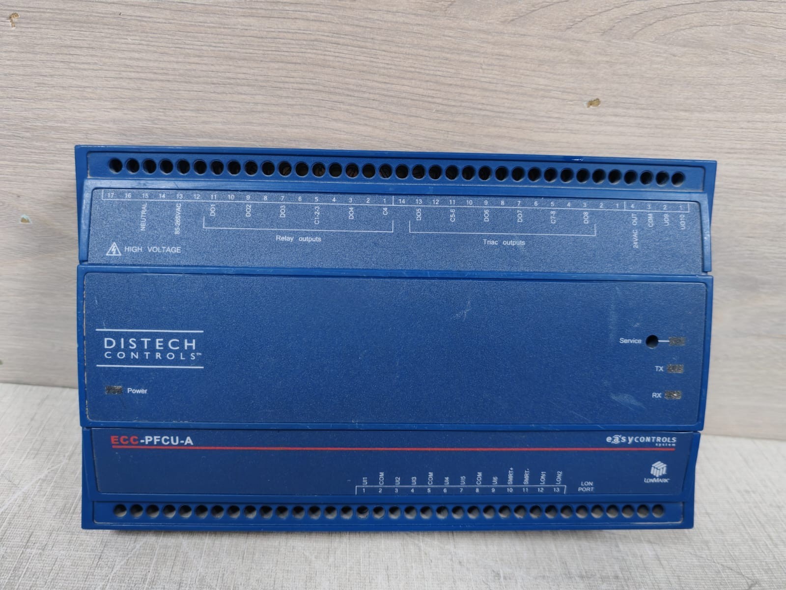 DISTECH CONTROLS ECC-PFCU-A Fan Coil Unit Controller