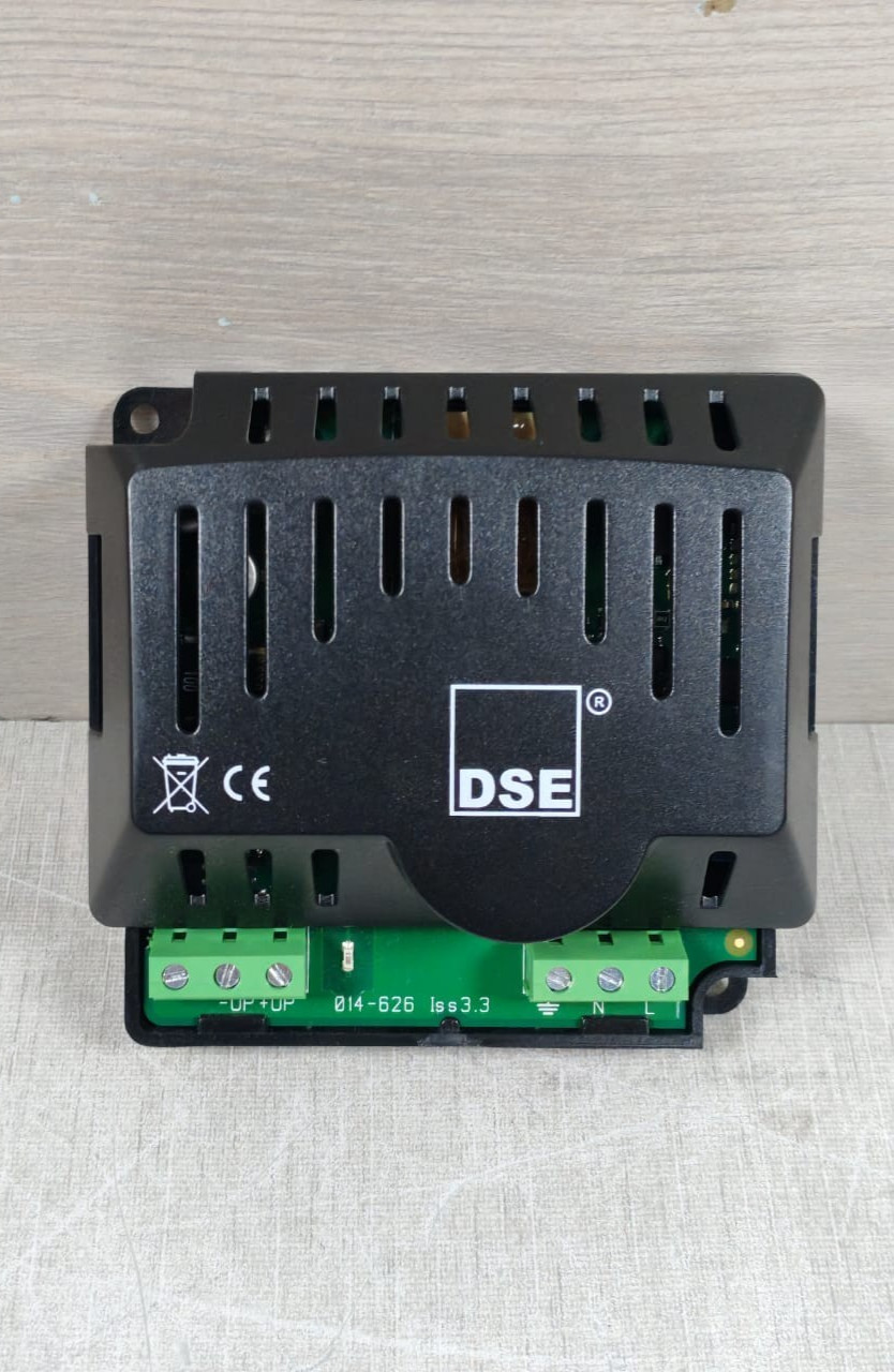 DSE DSE-9150 DSE 9150-004-00 680777 12V 3AMP BATTERY CHARGER 2