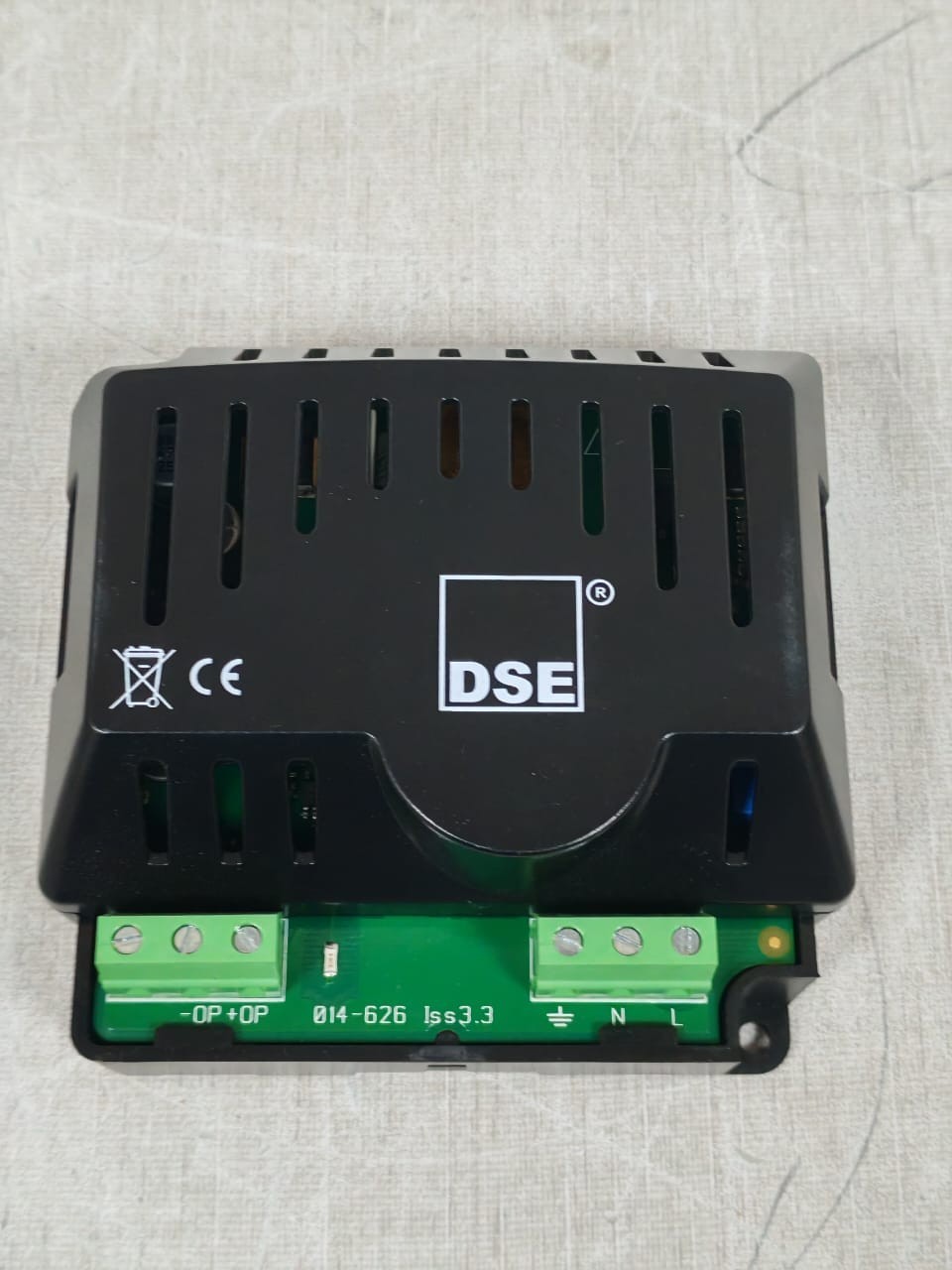 DSE DSE-9150 DSE 9150-004-00 680777 12V 3AMP BATTERY CHARGER 8