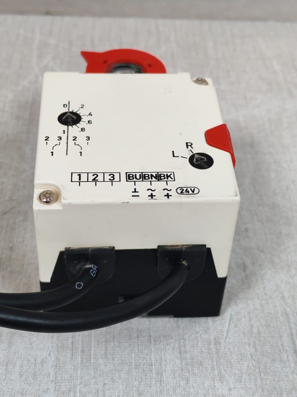 GRUNER 227-024-05-S1 GRUNER 227-024-05-S1 ROTARY ACTUATOR 24VAC/DC 6