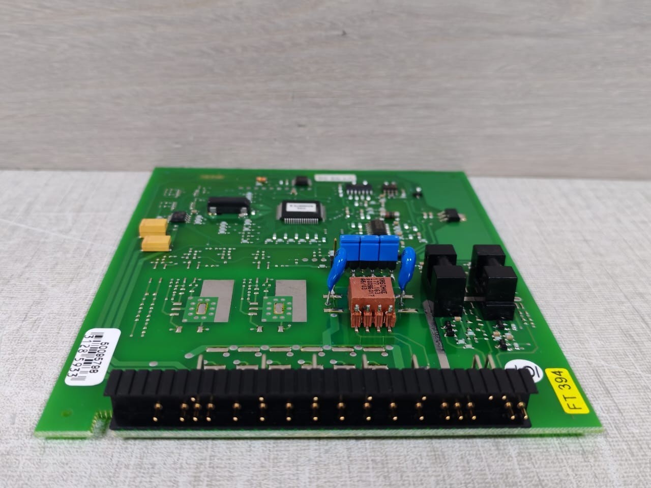 Endress+Hauser 319100-0200 ENDRESS+HAUSER AG 319100-0200 B Pcb Control Board 5