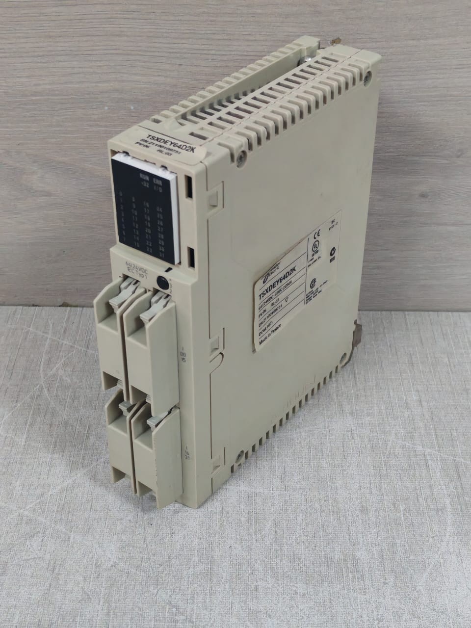 Schneider Electric TSXDEY64D2K PV:06 RL:03 SCHNEIDER ELECTRIC TSXDEY64D2K PV:06 RL:03 DISCRETE INPUT MODULE 24VDC 5