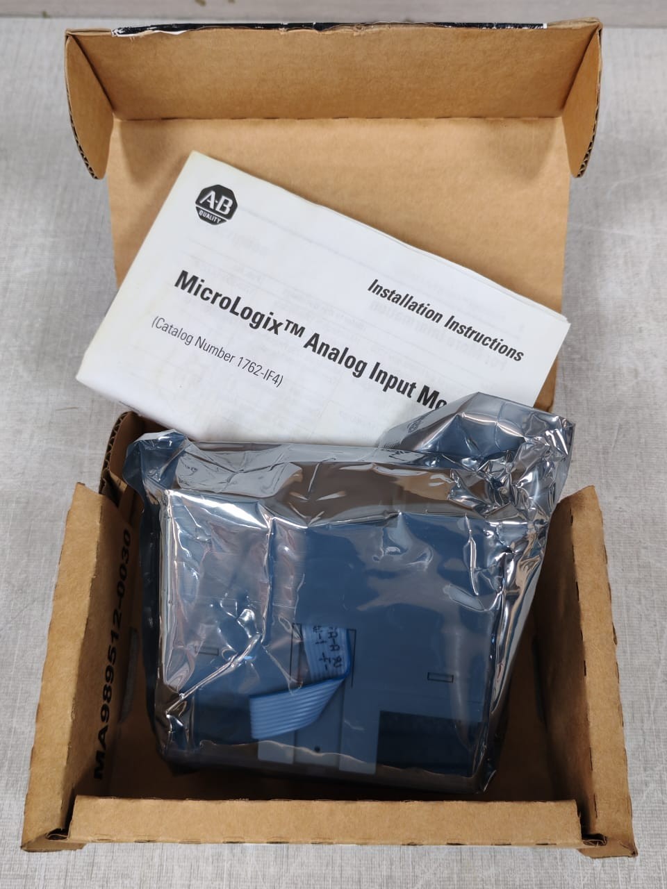 Allen-Bradley 1762-IF4 Allen-Bradley 1762-IF4 Ser A Rev B 4 CH MicroLogix Analog Input Module 4
