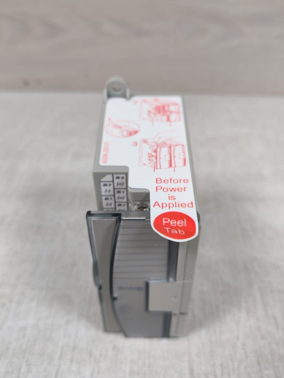 Allen-Bradley 1762-IF4 Allen-Bradley 1762-IF4 Ser A Rev B 4 CH MicroLogix Analog Input Module 9