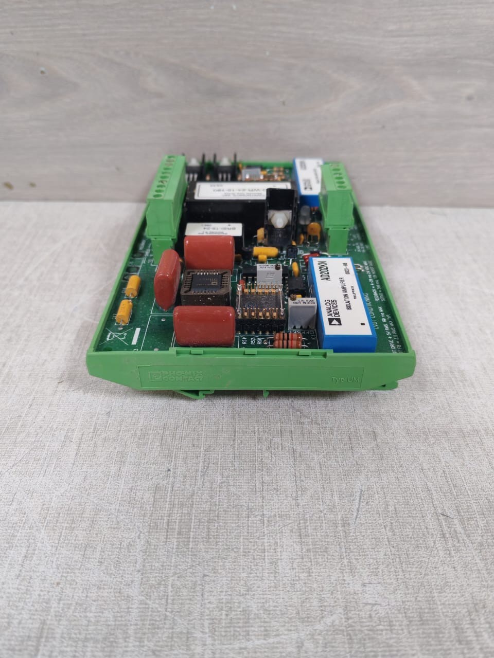 LVDT CONDITIONING 09075E-09 RRE011049 09075E-09 LVDT CONDITIONING MODULE AND SERVO DRIVES 4