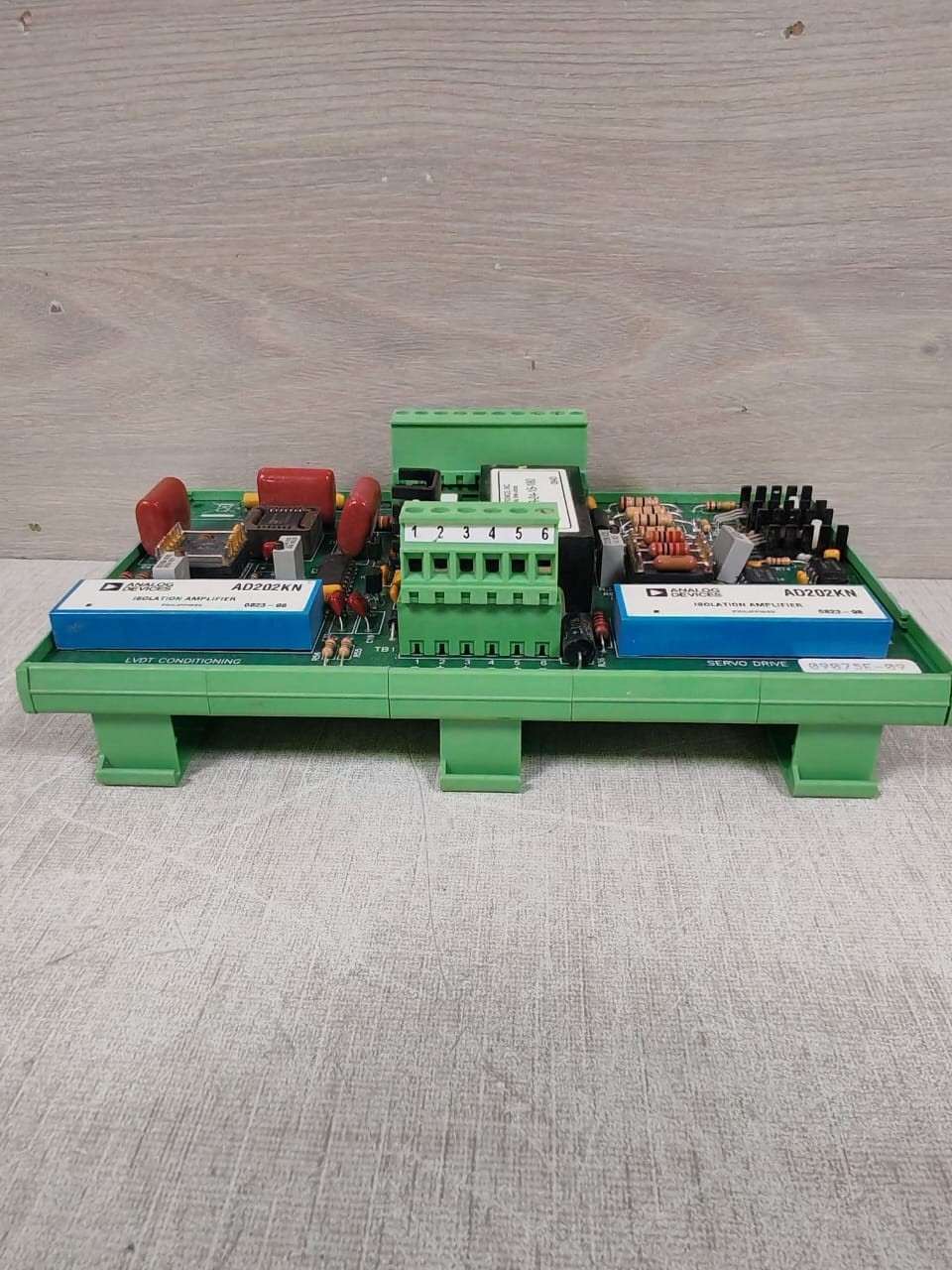 LVDT CONDITIONING 09075E-09 RRE011049 09075E-09 LVDT CONDITIONING MODULE AND SERVO DRIVES 7