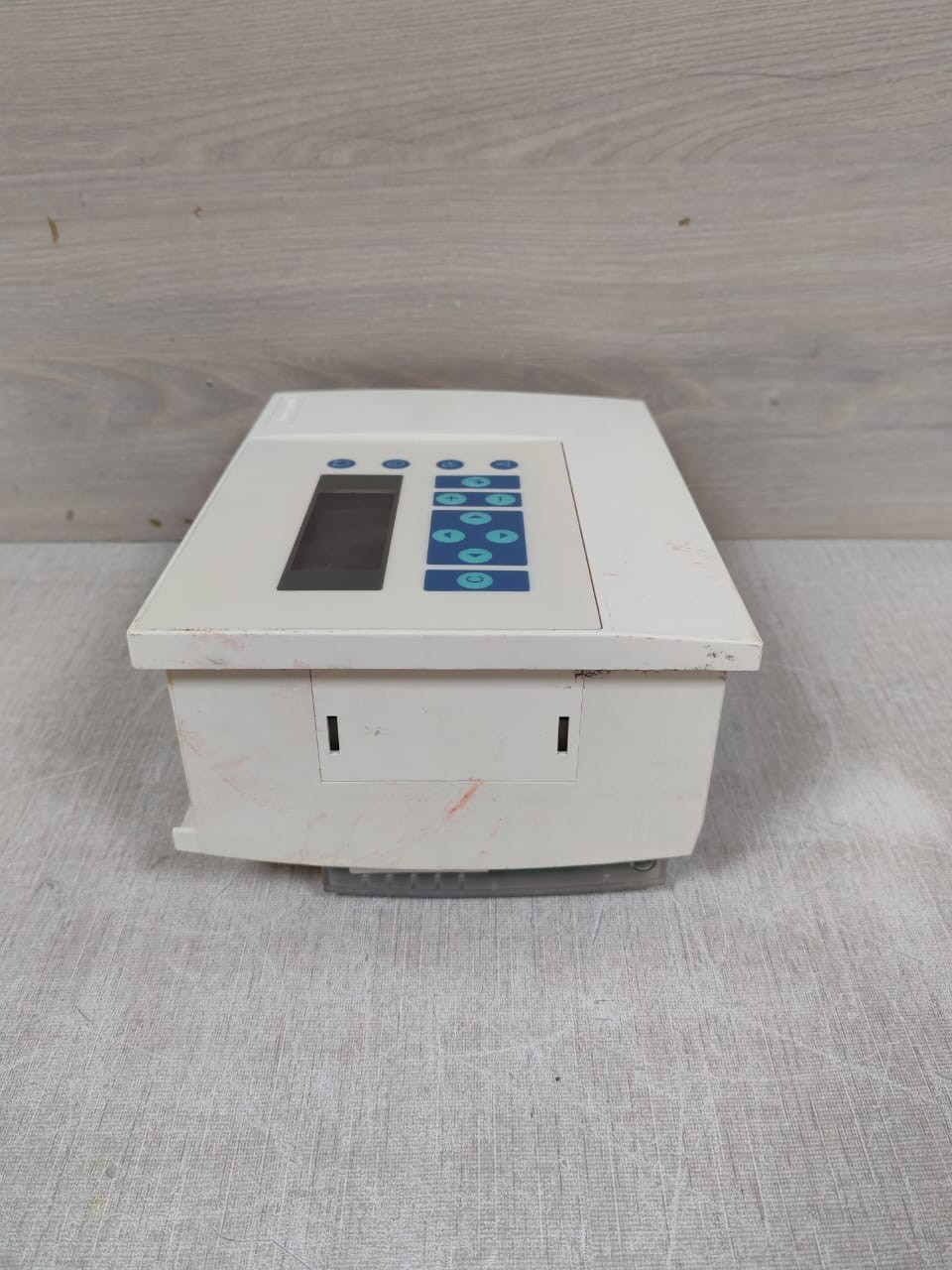 Honeywell XL50A-UMMIPCCBLON HONEYWELL XL50A-UMMIPCCBLON FW:2.08.00 BUILDING CONTROLLER 24VAC-TRIED & TESTED 9