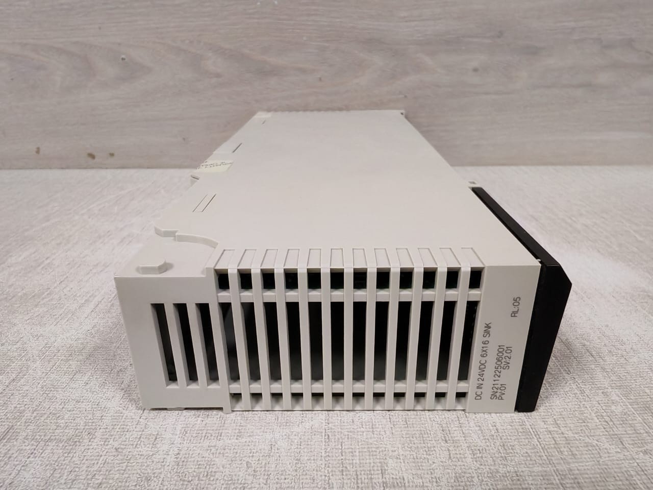 Schneider Electric 140DDI36400 SCHNEIDER ELECTRIC 140DDI36400 Discrete Input Module DC IN 24VDC 8