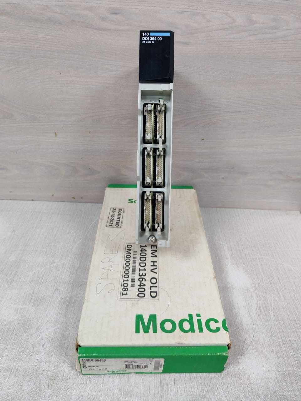 SCHNEIDER ELECTRIC 140DDI36400 Discrete Input Module DC IN 24VDC