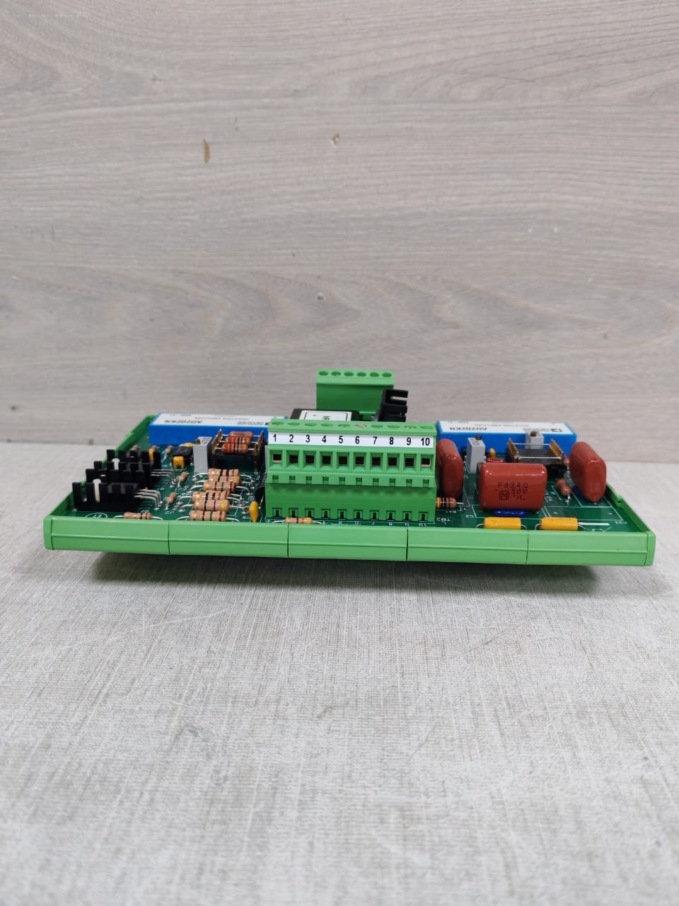 LVDT CONDITIONING 09075E-11 RRE011049 09075E-11 LVDT CONDITIONING MODULE AND SERVO DRIVES 6