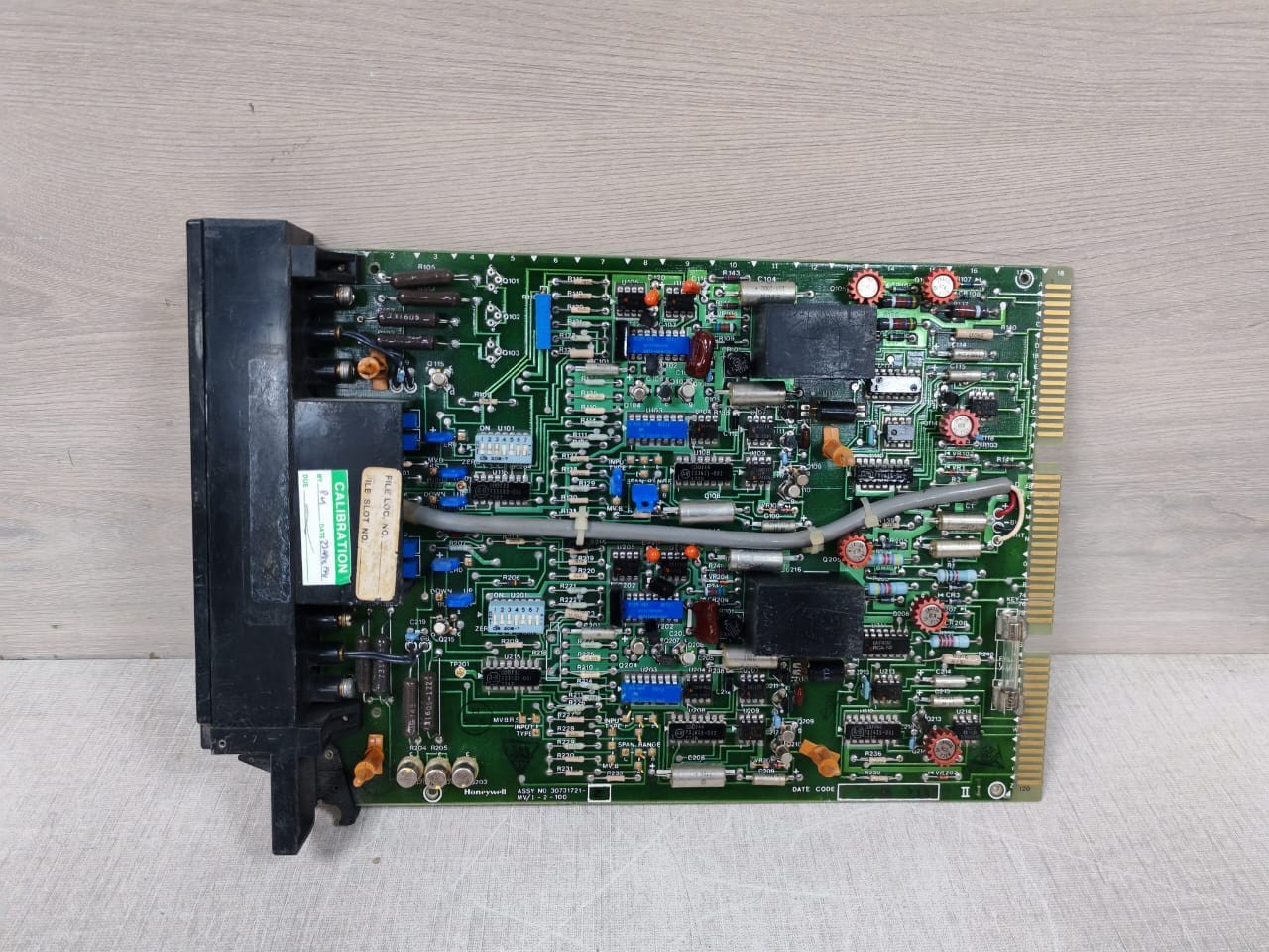 HONEYWELL ASSY NO 30731721-2 MV/I-2-100 PLC BOARD CARD