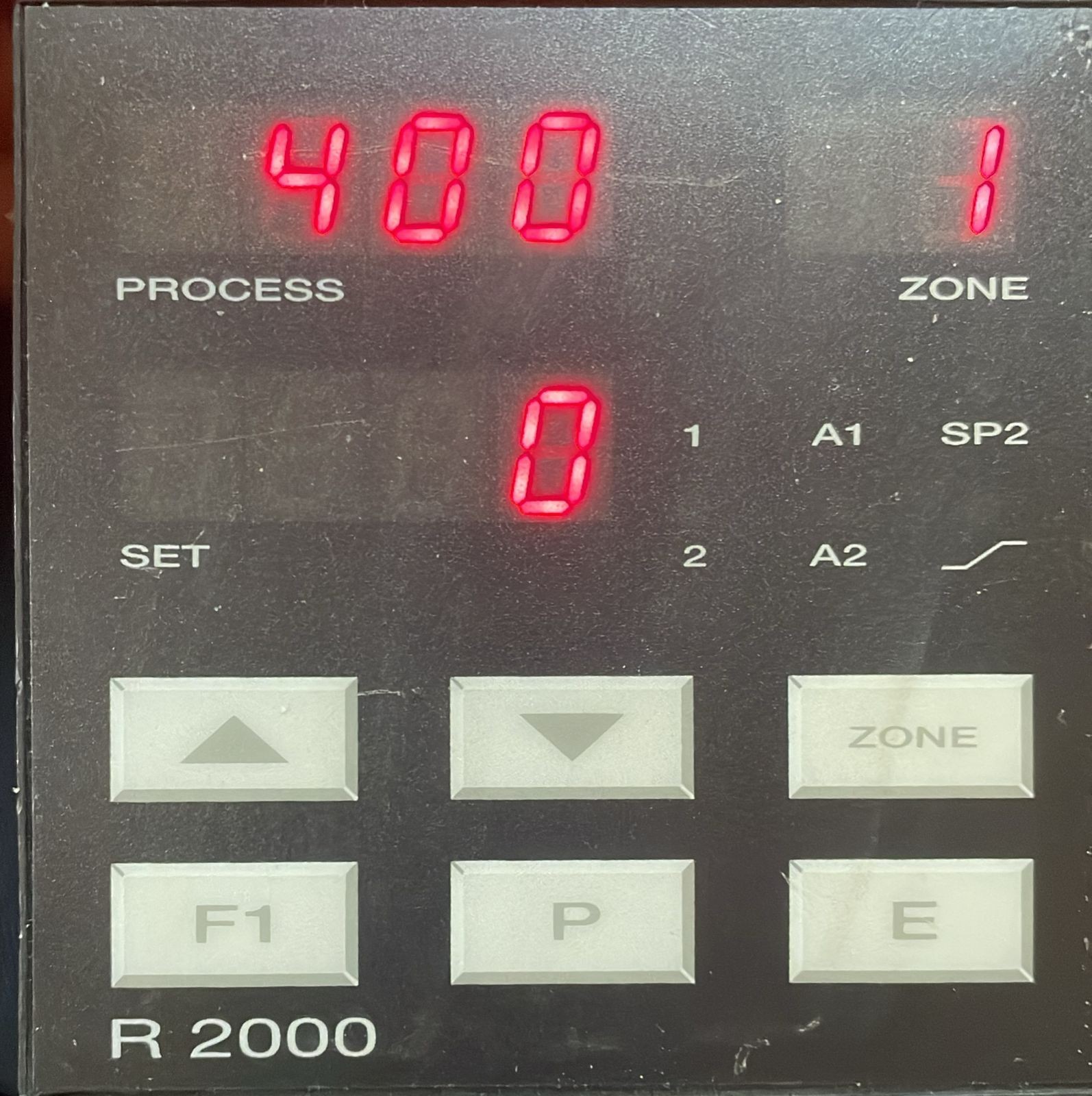 GEPRUFT R 2000-431-0-0-WH1-0-1 TEMPERATURE CONTROLLER M/N:04422374- TESTED