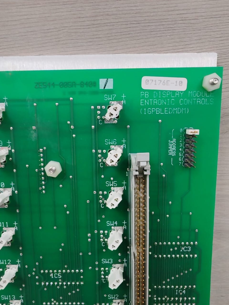 ENTRONIC CONTROLS ZE544-005A-840 ENTRONIC CONTROLS ZE544-005A-840 #1 PB DISPLAY MODULE 2