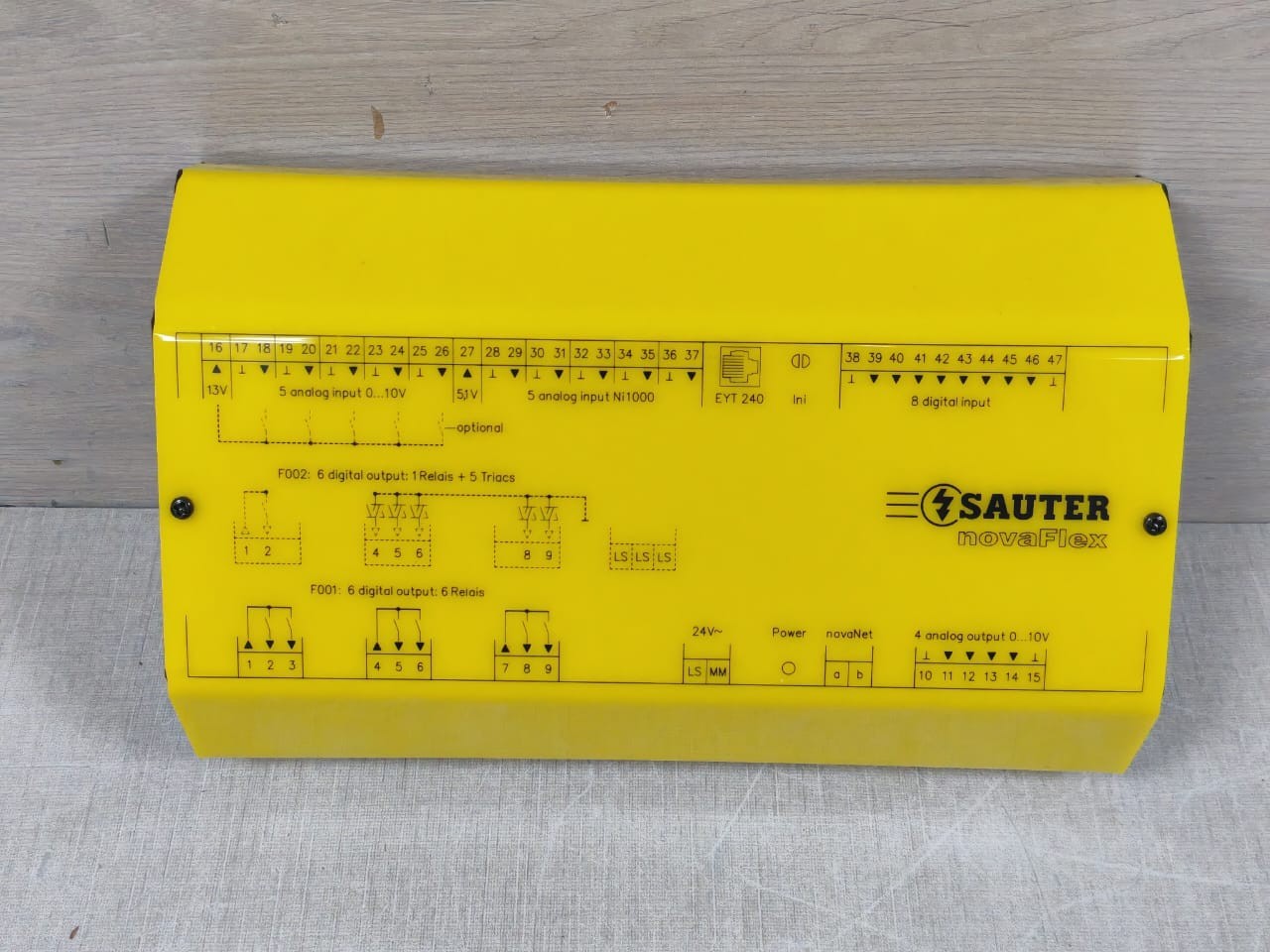 Sauter EYR-203 SAUTER EYR 203 F001 NOVAFLEX UNIVERSAL CONTROLLER 24V 2