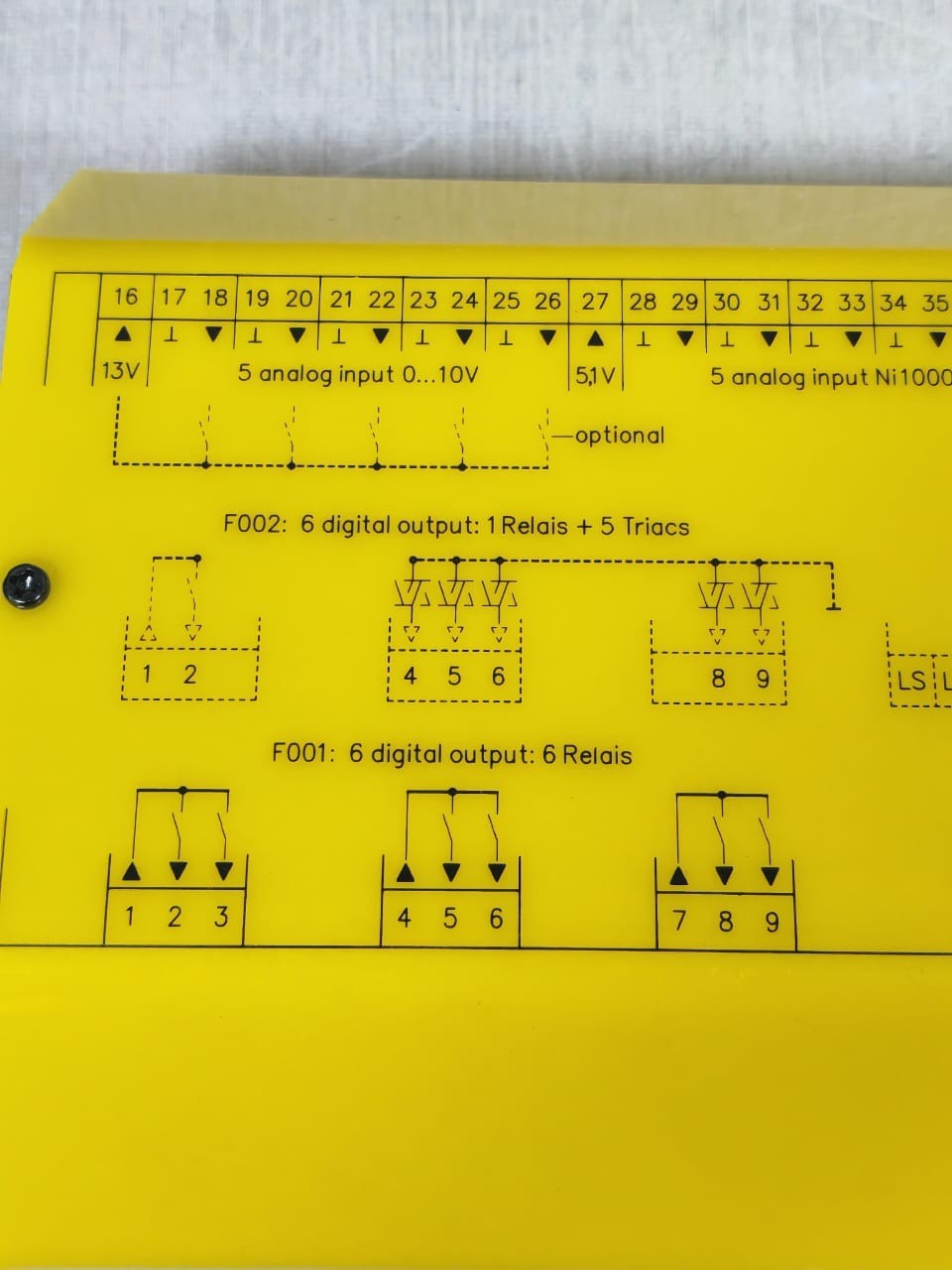 Sauter EYR-203 SAUTER EYR 203 F001 NOVAFLEX UNIVERSAL CONTROLLER 24V 3