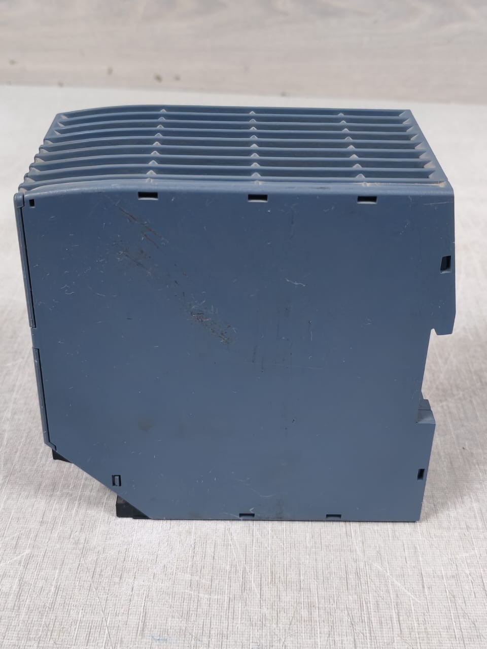 Siemens PSU100S Siemens SITOP PSU100S Power Supply 6EP1334-2BA20 4