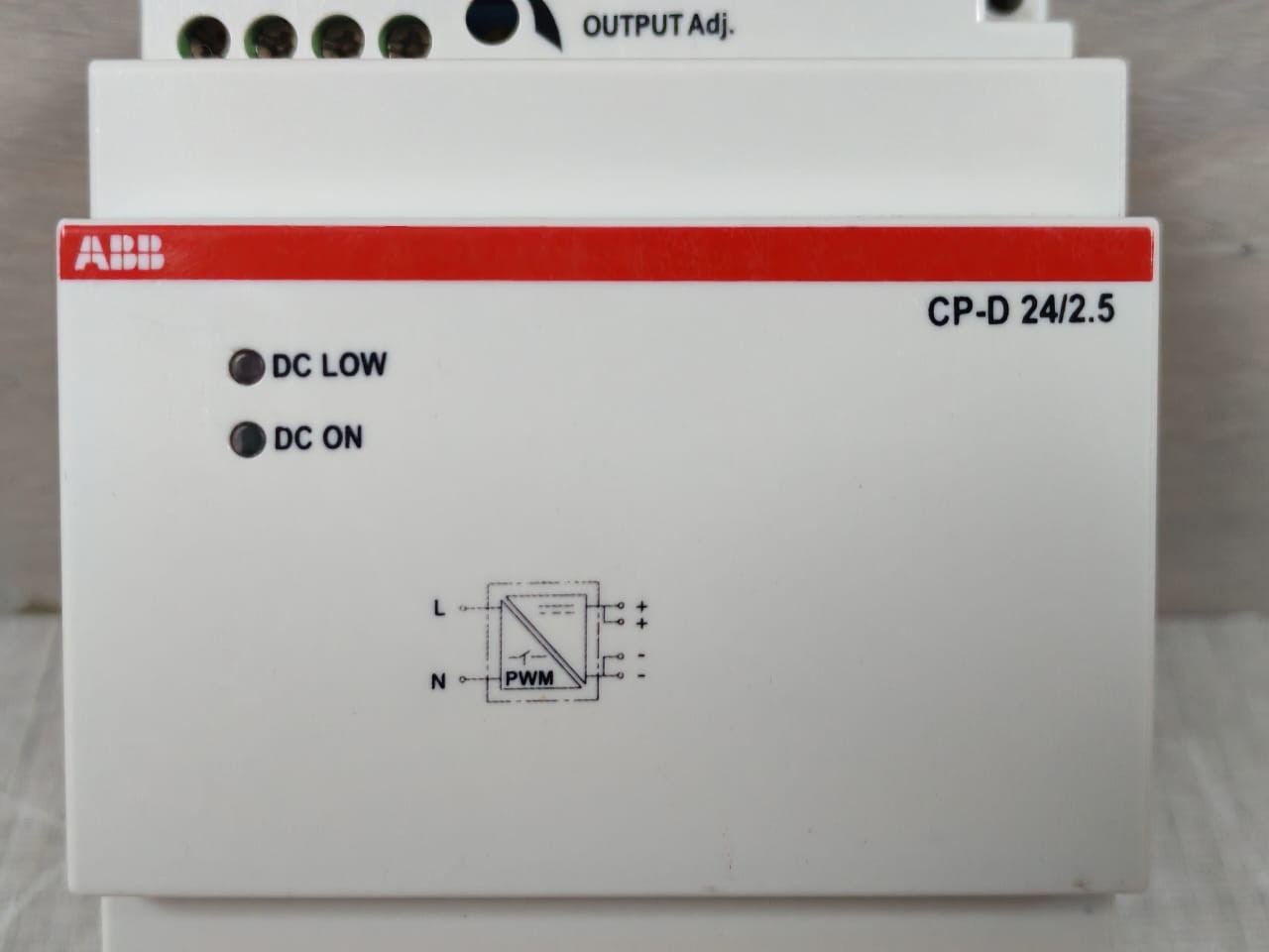 ABB CP-D 24/2.5 ABB CP-D 24/2.5 2CDG120037R0011 PRION POWER SUPPLY 24VDC 2