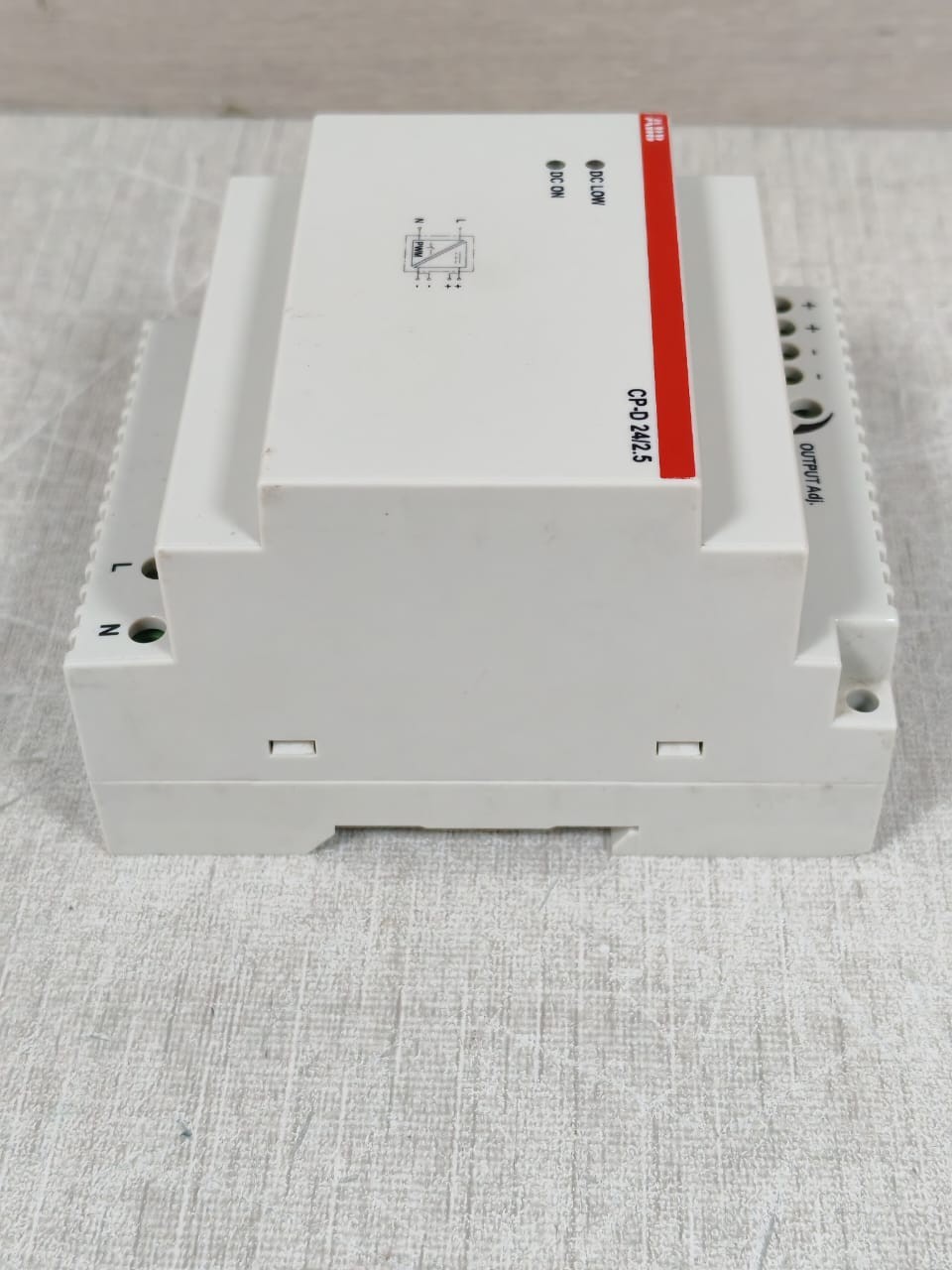 ABB CP-D 24/2.5 ABB CP-D 24/2.5 2CDG120037R0011 PRION POWER SUPPLY 24VDC 8