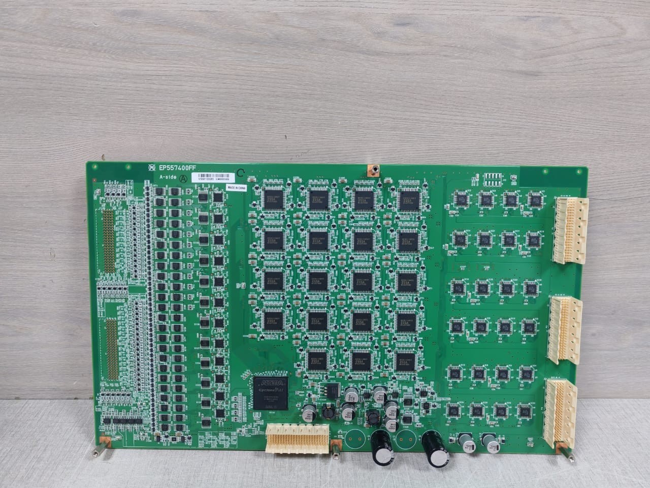 EP557400FF Beamformer Board