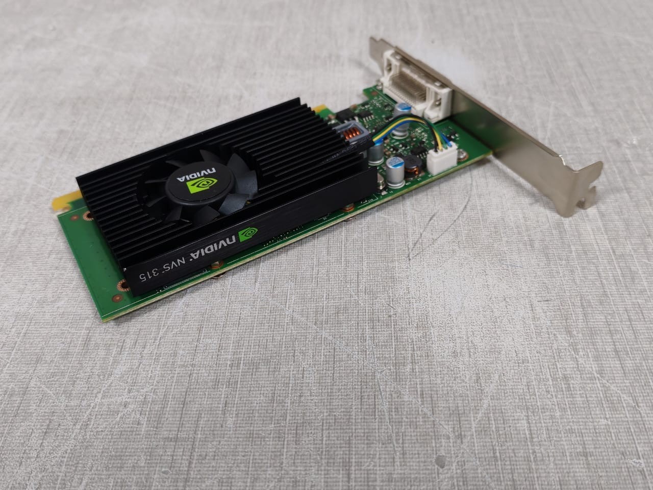 NVIDIA NVS-315 NVIDIA NVS 315 P2018 Graphics Card 10
