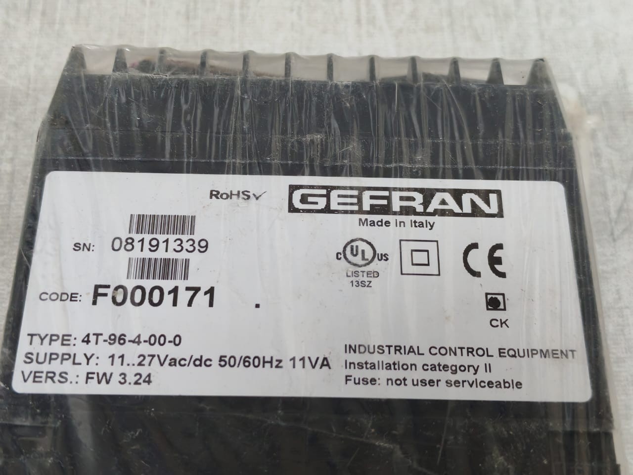 Gefran F000171 GEFRAN 4T-96-4-00-0 F000171 F/W:3.24 TEMPERATURE CONTROLLER 5