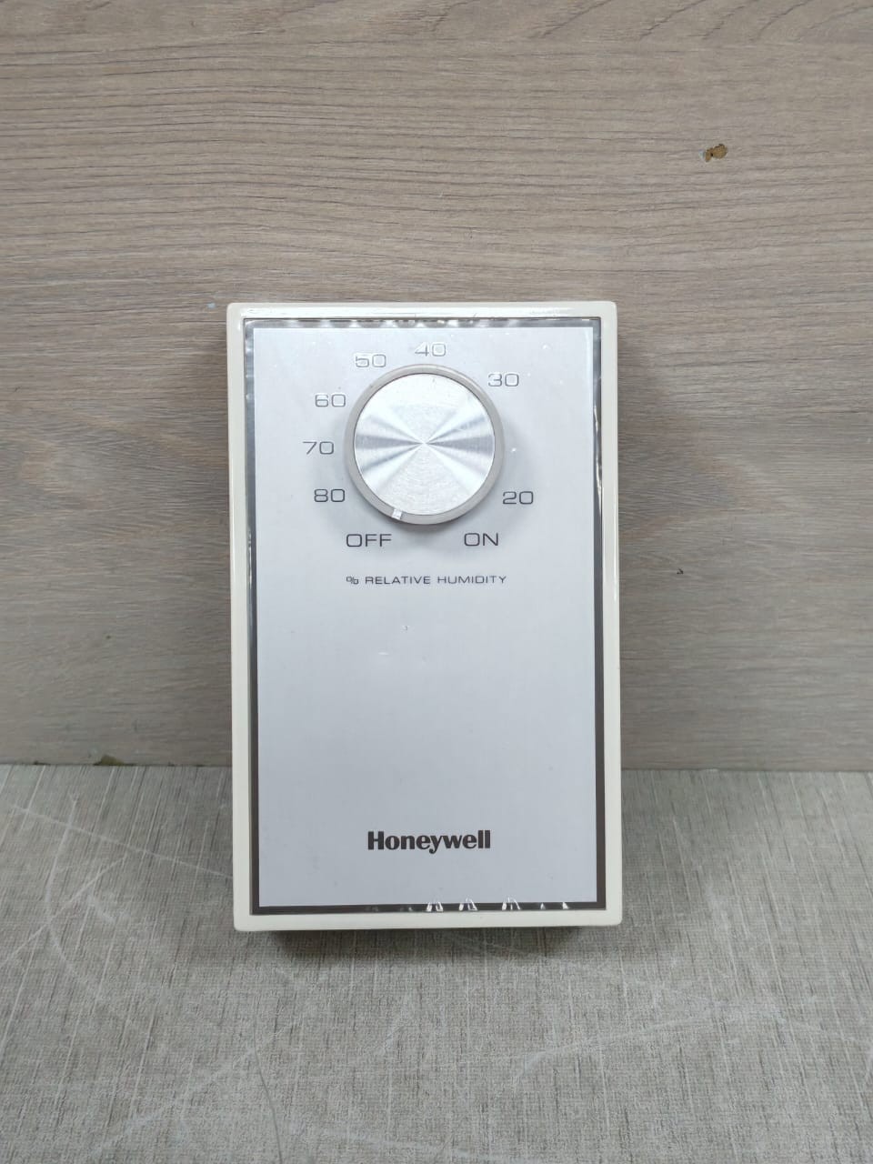 Honeywell H46C HONEYWELL H46C 1166 DEHUMIDIFIER CONTROLLER 3