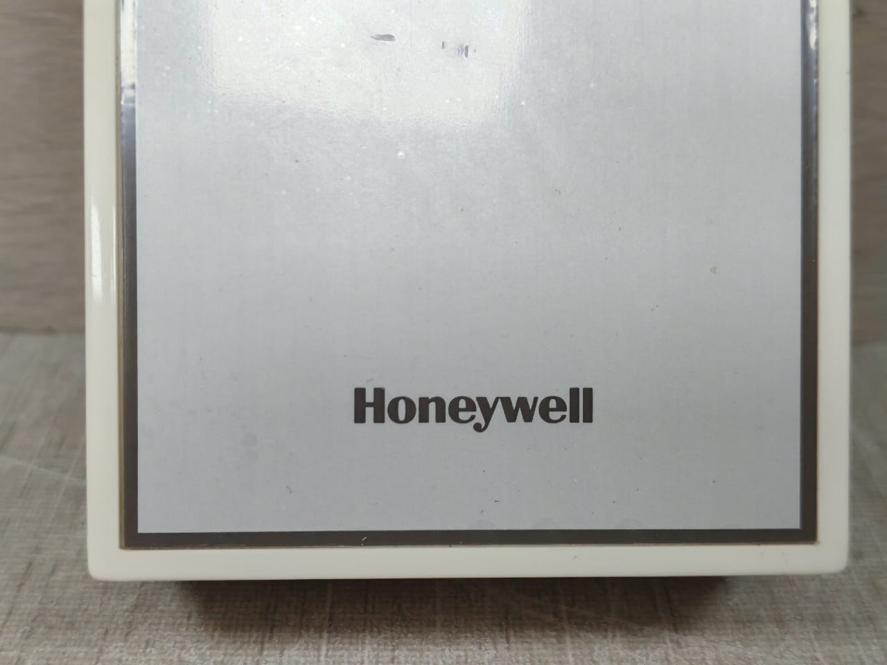 Honeywell H46C HONEYWELL H46C 1166 DEHUMIDIFIER CONTROLLER 5