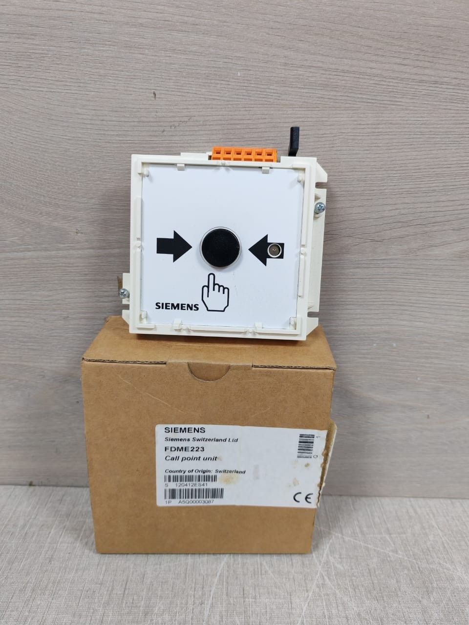 SIEMENS FDME223 CALL POINT UNIT