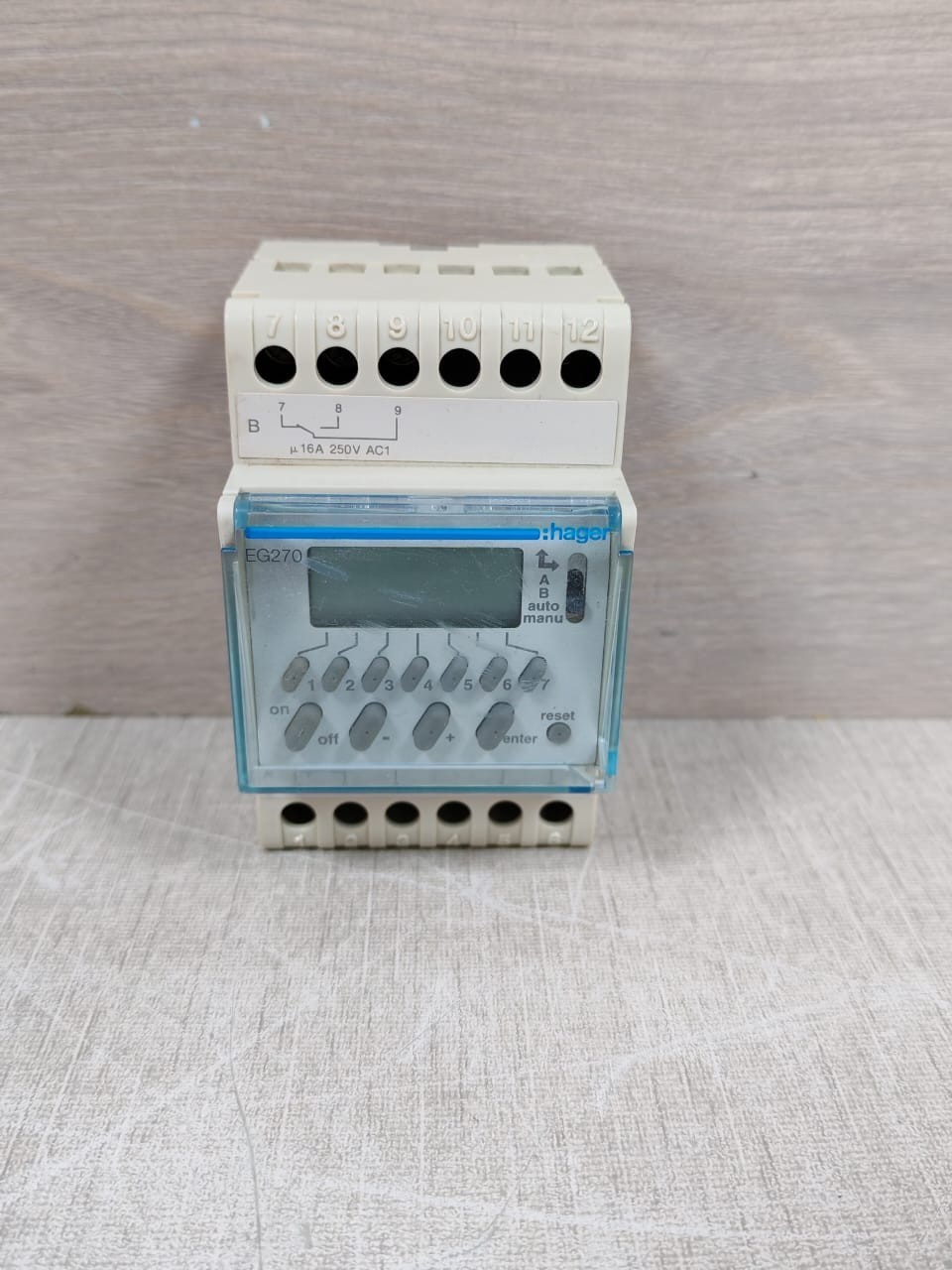 Hager EG270 HAGER EG270 2-CHANNEL WEEKLY PROGRAM 230V 2