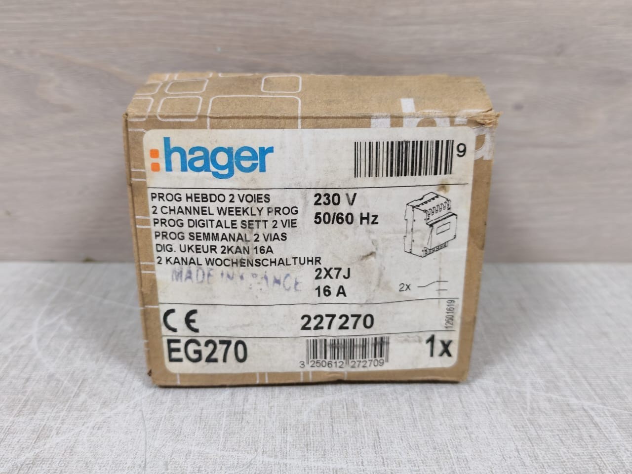 Hager EG270 HAGER EG270 2-CHANNEL WEEKLY PROGRAM 230V 10