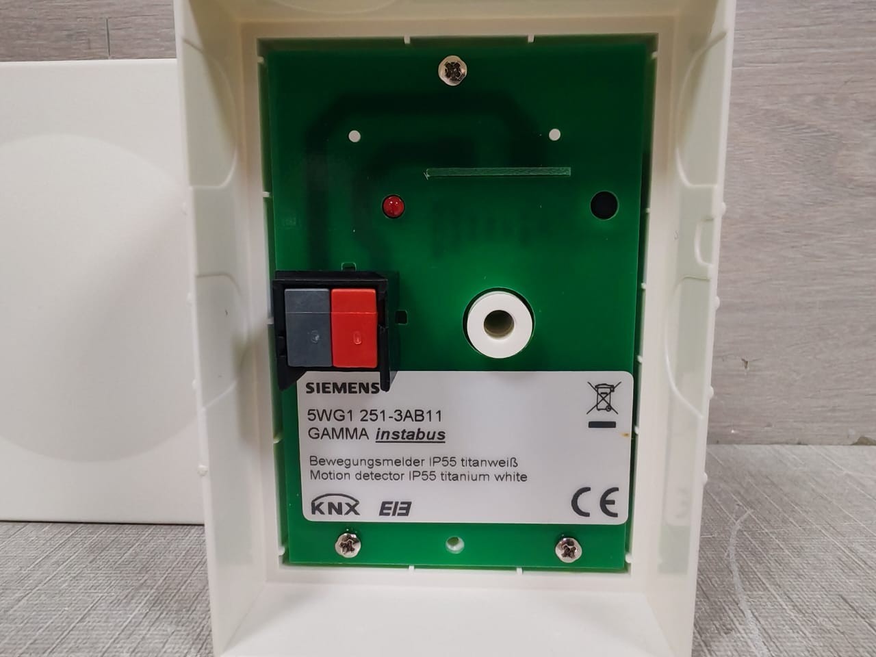 Siemens SIEMENS 5WG1 251-3AB11 SIEMENS 5WG1 251-3AB11 MOTION DETECTOR 3